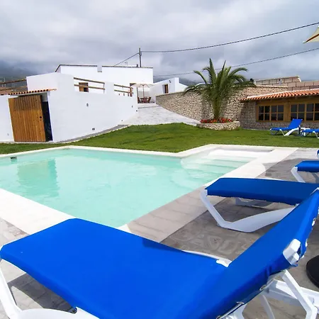 La Pardela Holiday home La Cisnera