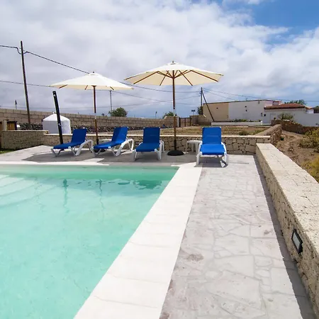 La Pardela Holiday home La Cisnera